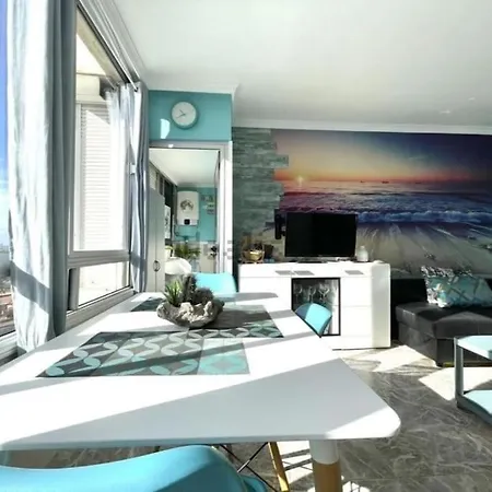 Apartment Traumhafte Mit Panoramablick Und Pool