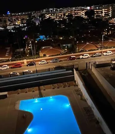 Traumhafte Mit Panoramablick Und Pool Apartment *